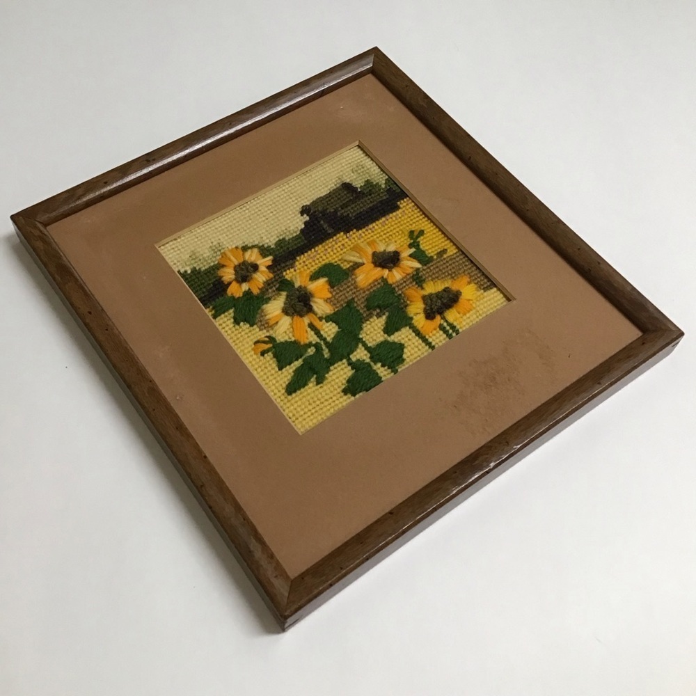 Sunflowers Needlepoint PAIR Wool Crewel Work 1979 Framed Art Farmhouse Landscape - Picture 7 of 14